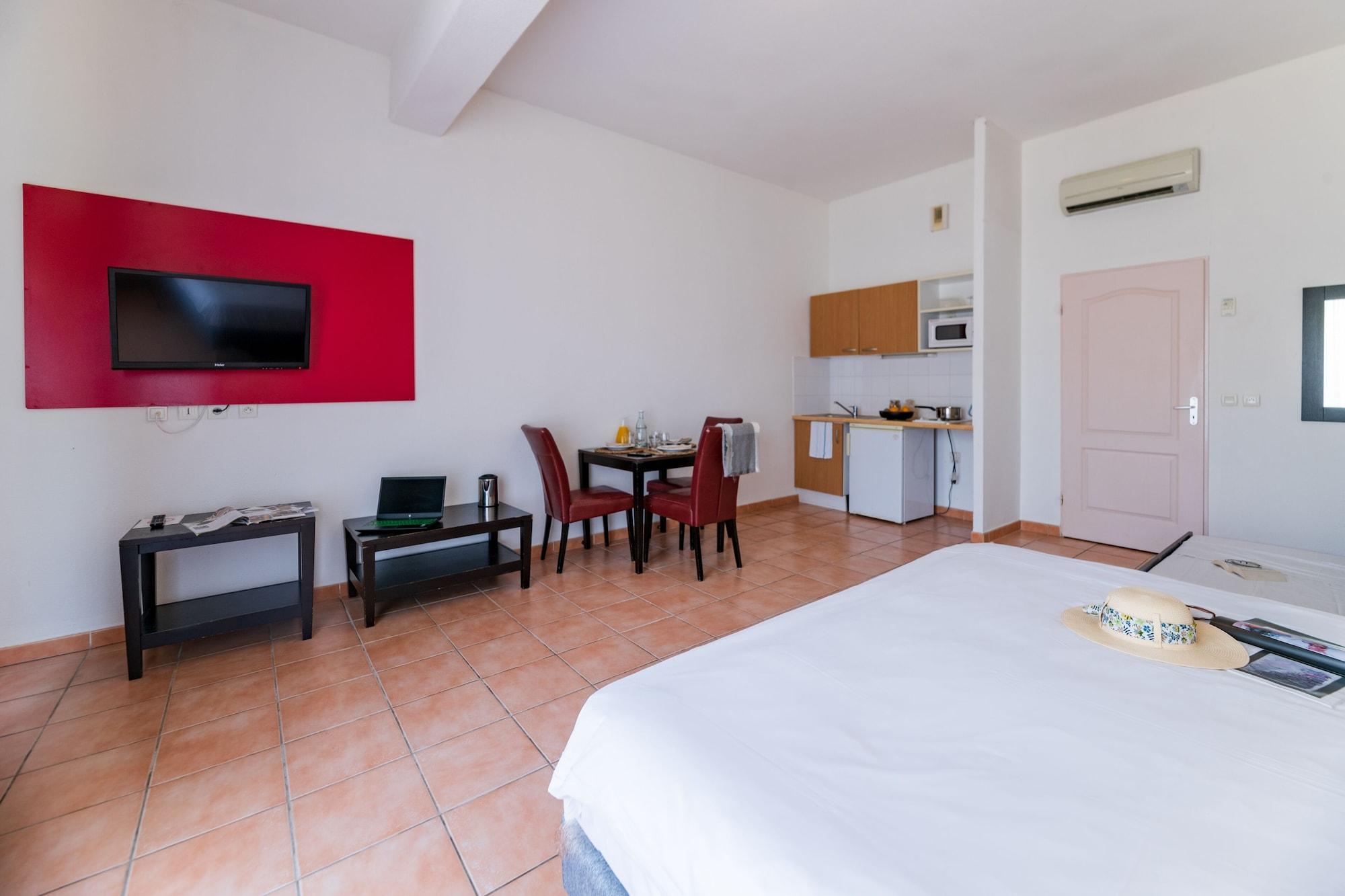 Cerise Carcassonne Sud Hotel ภายนอก รูปภาพ