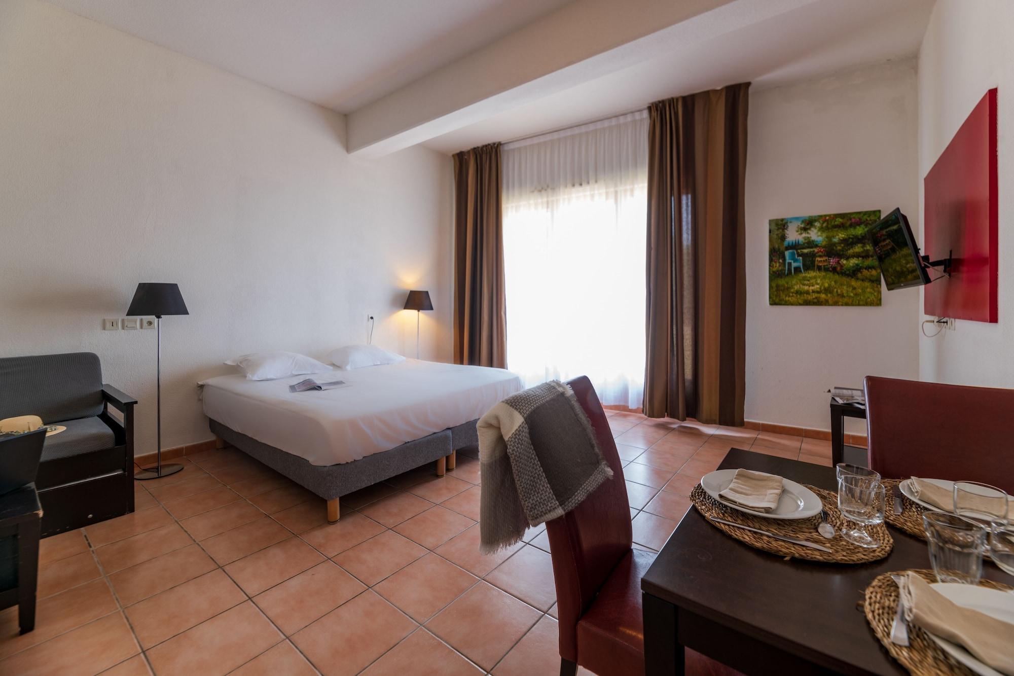 Cerise Carcassonne Sud Hotel ภายนอก รูปภาพ