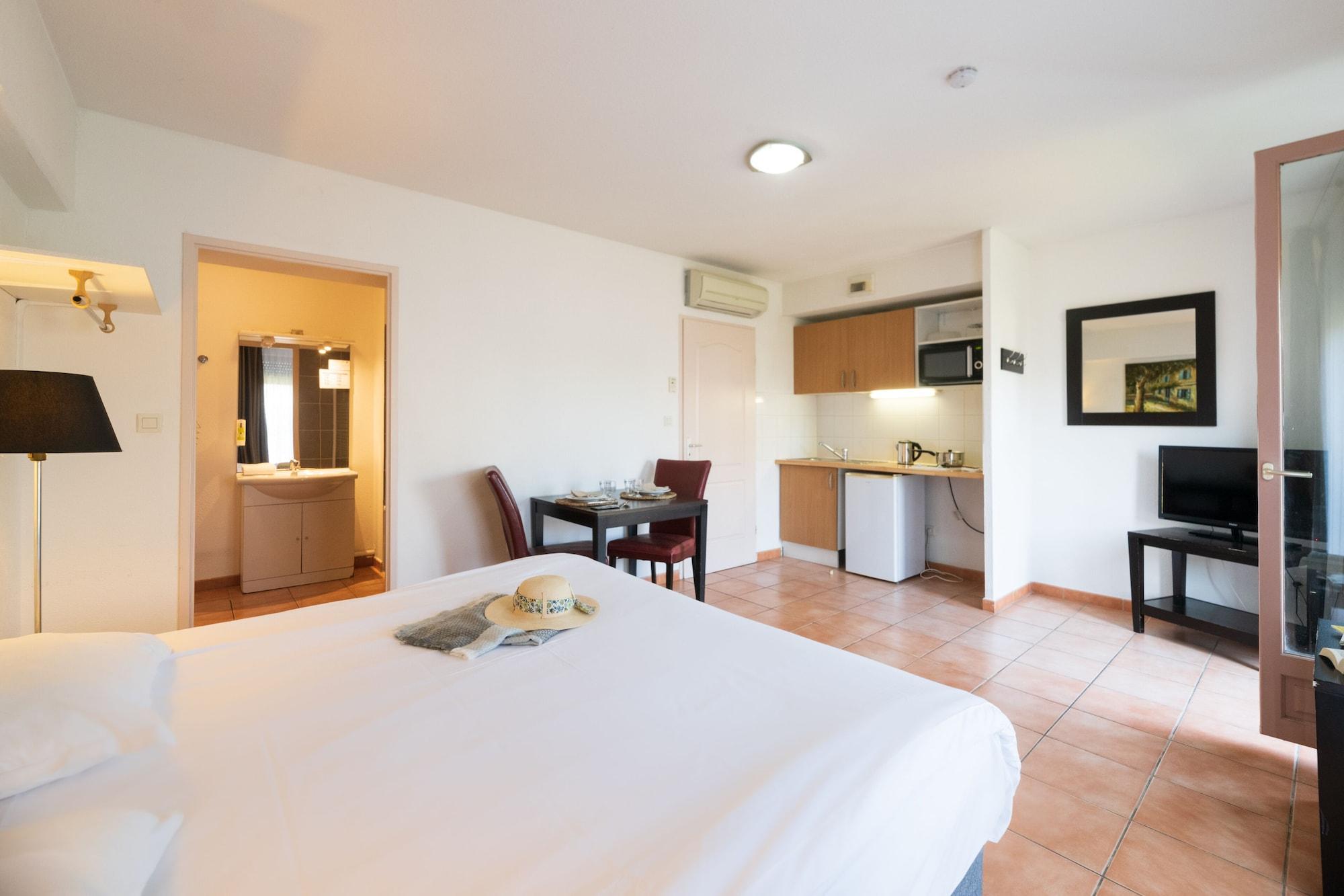 Cerise Carcassonne Sud Hotel ภายนอก รูปภาพ
