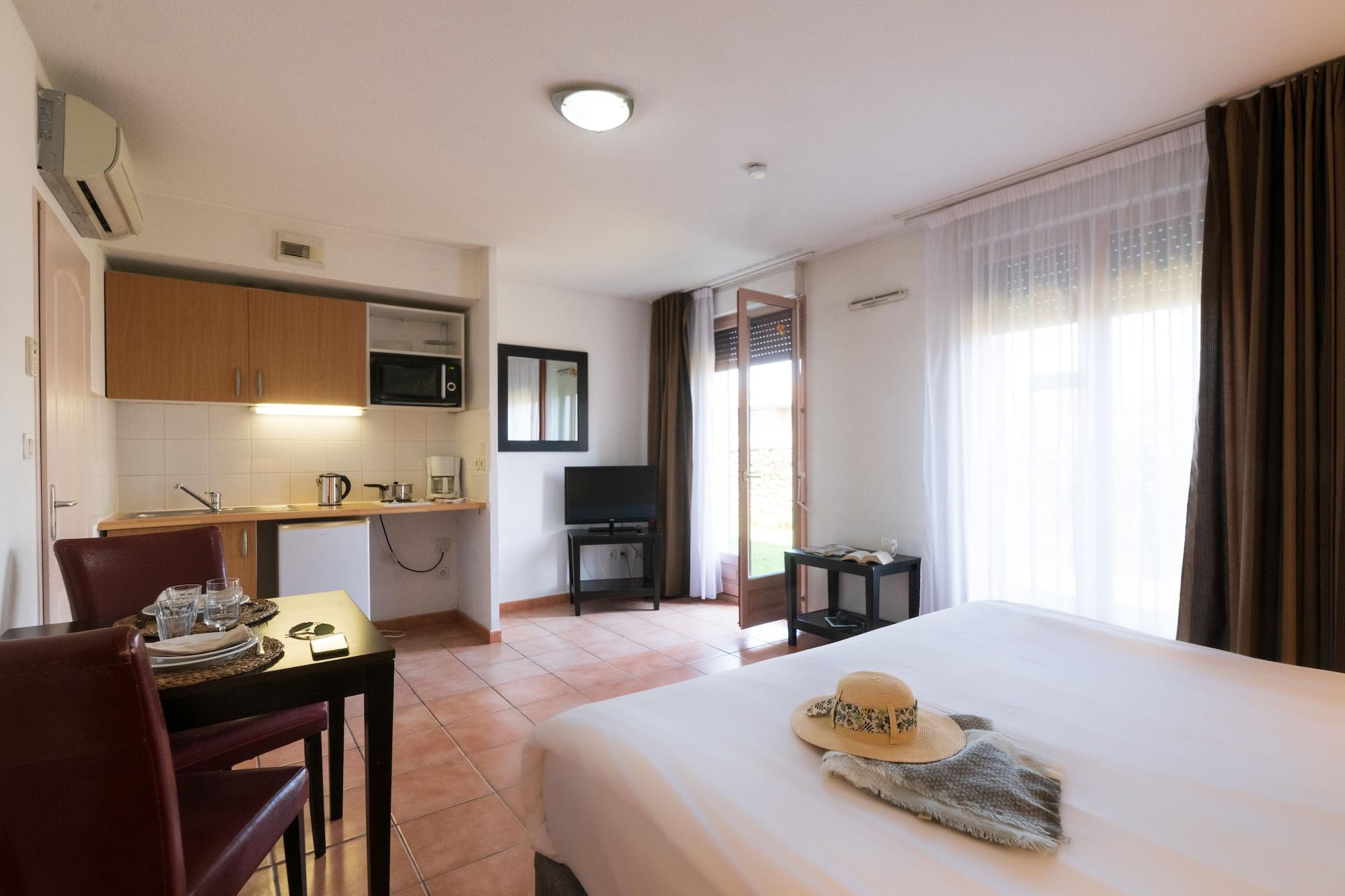 Cerise Carcassonne Sud Hotel ภายนอก รูปภาพ