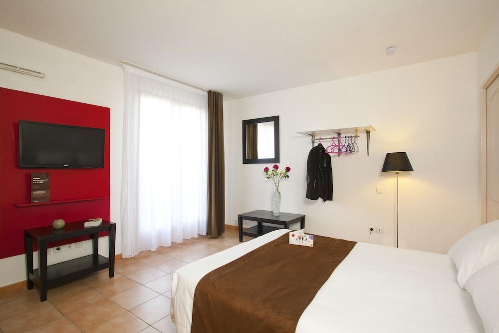 Cerise Carcassonne Sud Hotel ภายนอก รูปภาพ