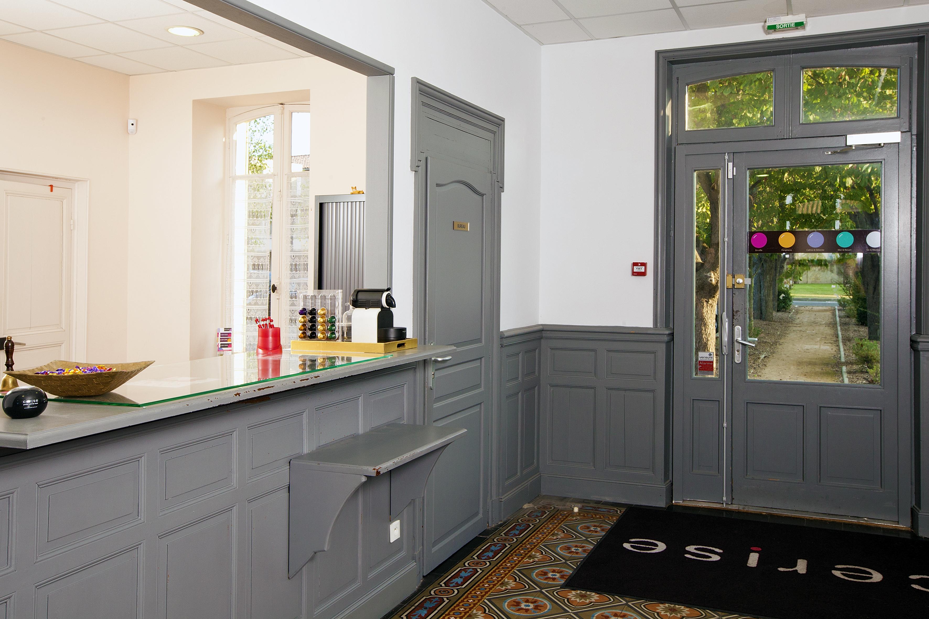 Cerise Carcassonne Sud Hotel ภายนอก รูปภาพ
