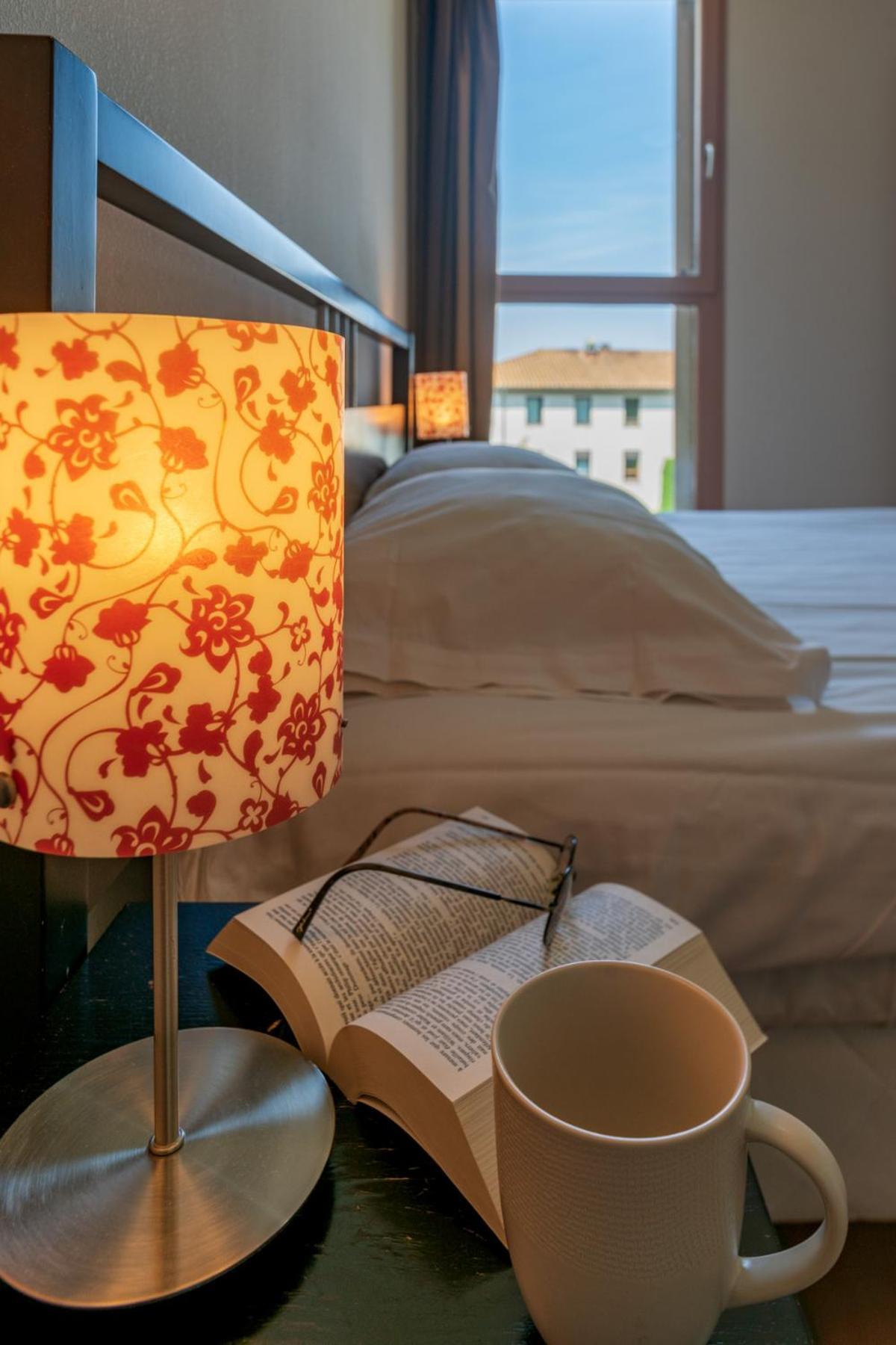Cerise Carcassonne Sud Hotel ภายนอก รูปภาพ