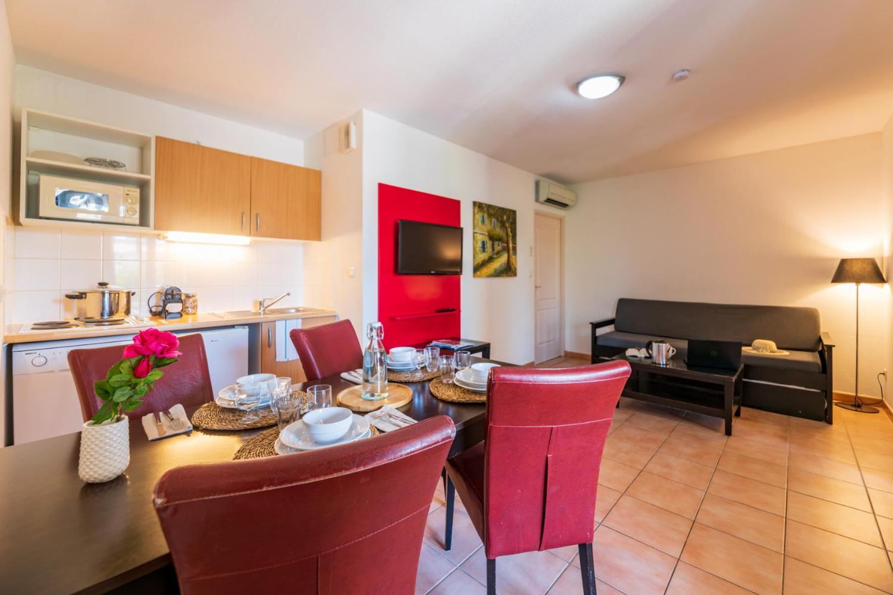 Cerise Carcassonne Sud Hotel ภายนอก รูปภาพ
